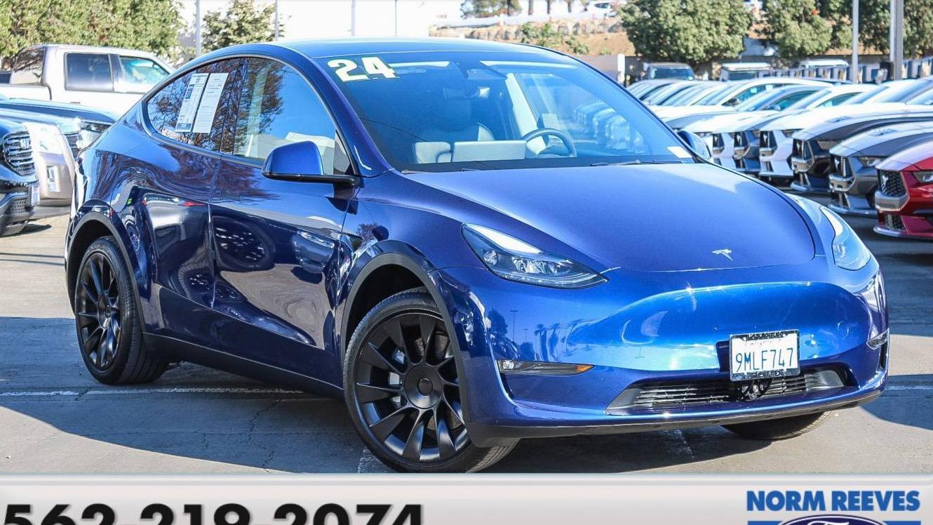 TESLA MODEL Y 2024 7SAYGAEE7RF063557 image